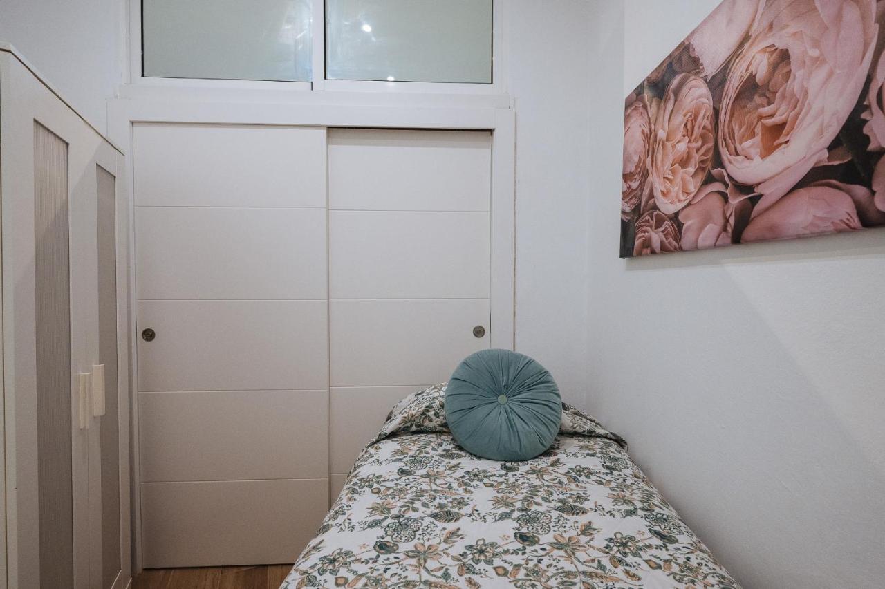 סביליה Divi Apartments Martinez Montanes מראה חיצוני תמונה