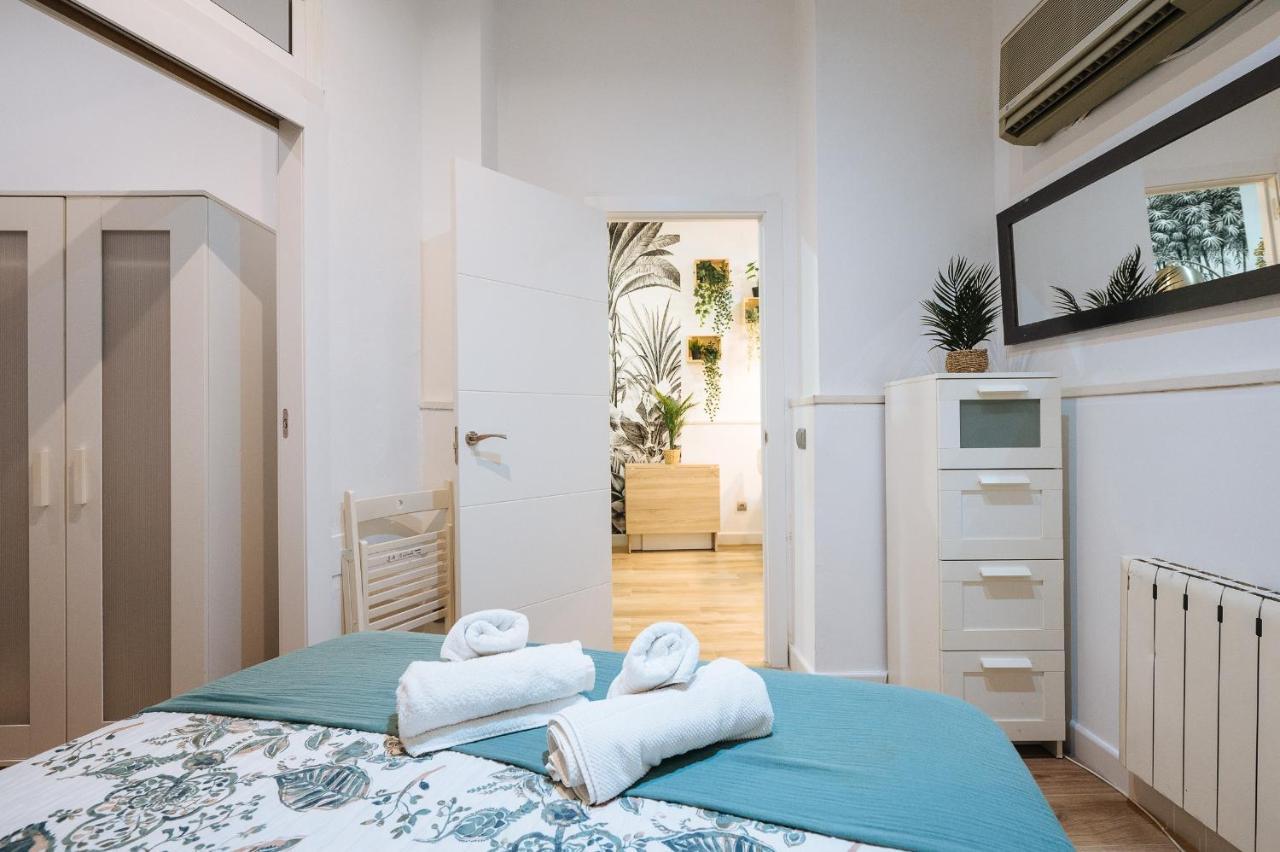 סביליה Divi Apartments Martinez Montanes מראה חיצוני תמונה