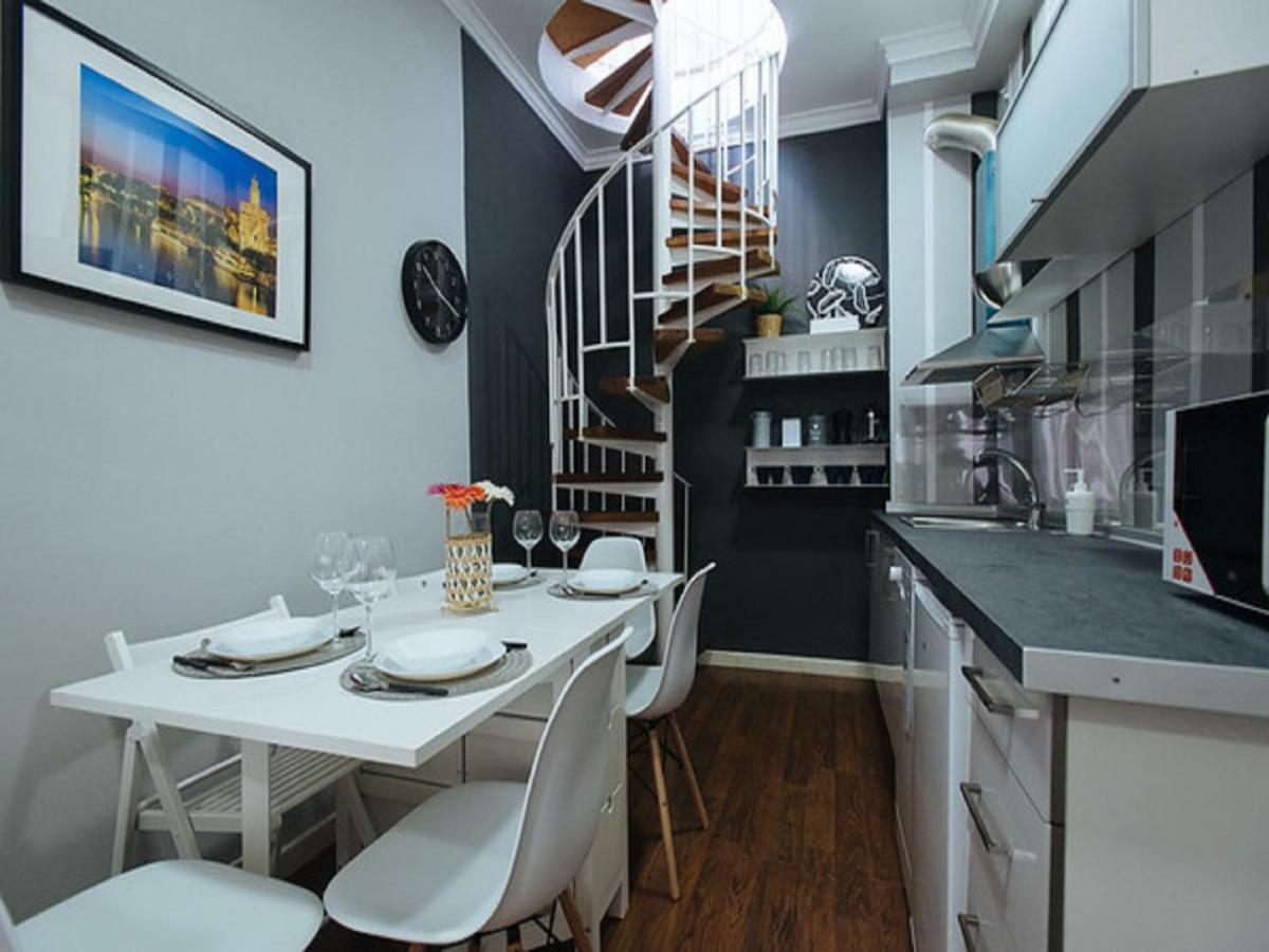 סביליה Divi Apartments Martinez Montanes מראה חיצוני תמונה