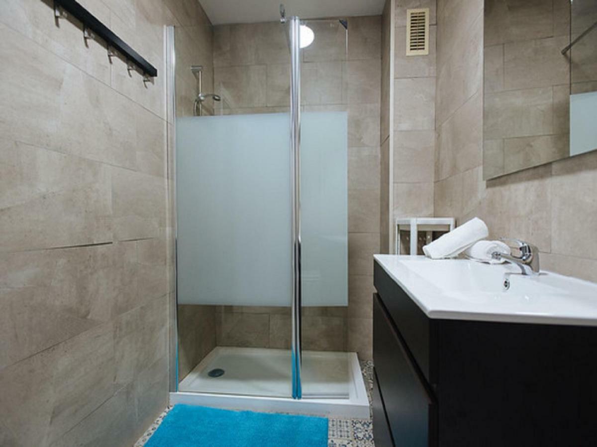 סביליה Divi Apartments Martinez Montanes מראה חיצוני תמונה